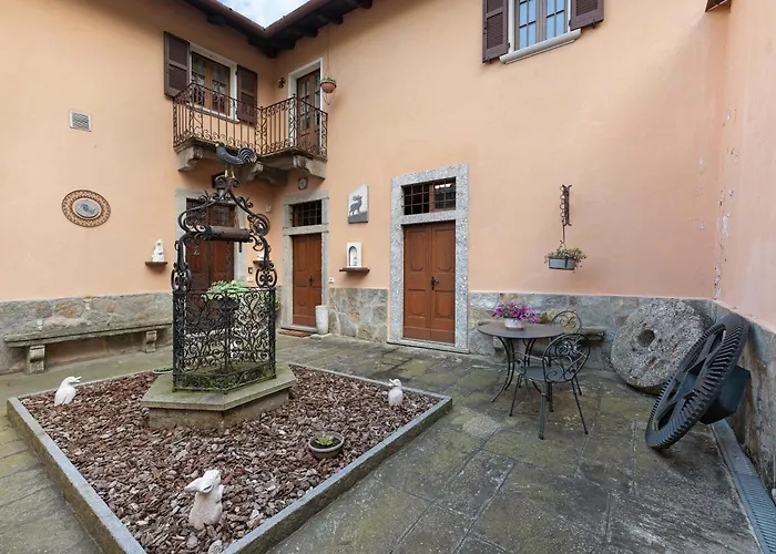 Casa Venanzio E Martino - *