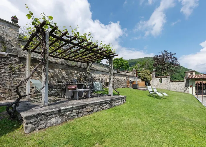 Casa Venanzio E Martino - Plesio